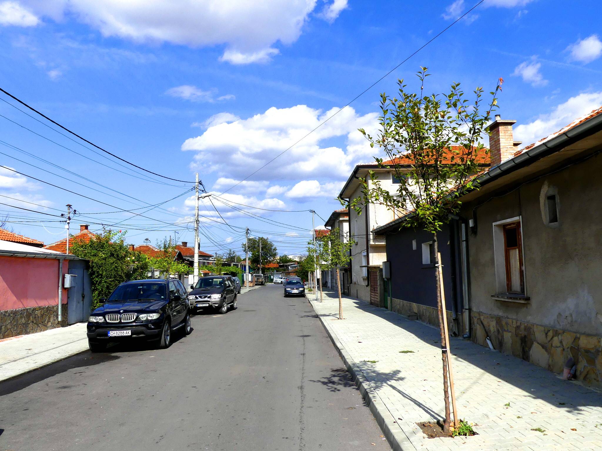 Асфалтирана улица в Нова Загора